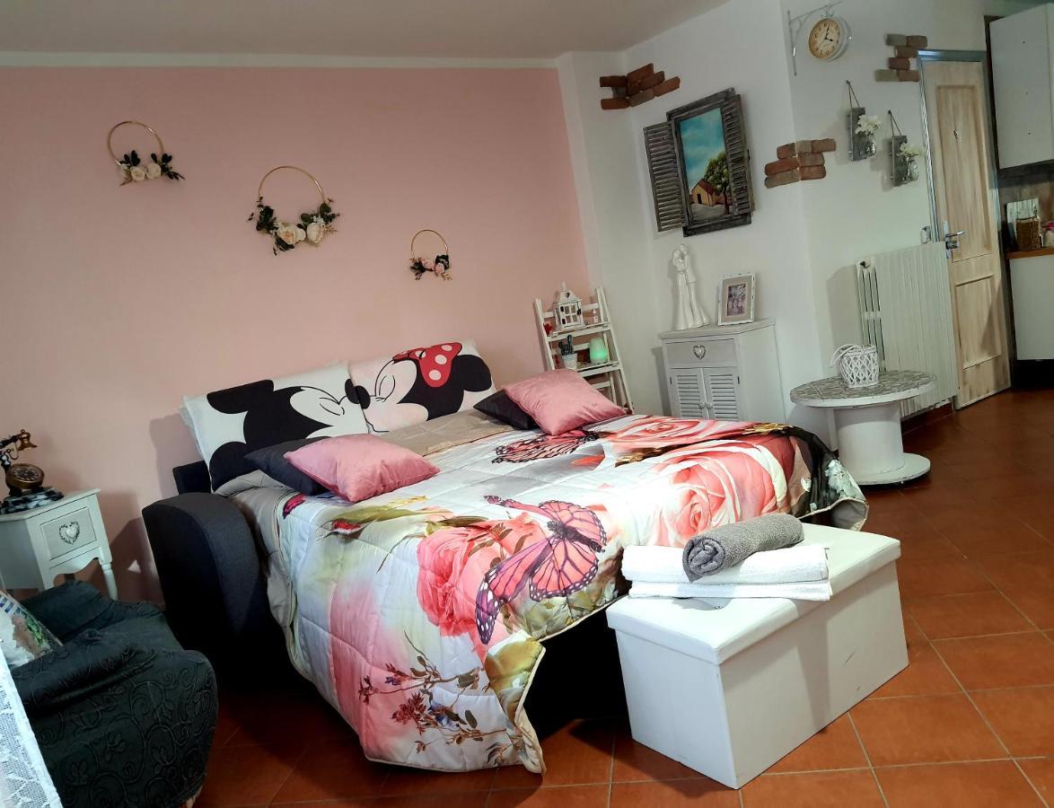 Shabby Chic Rooms Con Cucina E Giardino Privato Pomarico Exterior photo