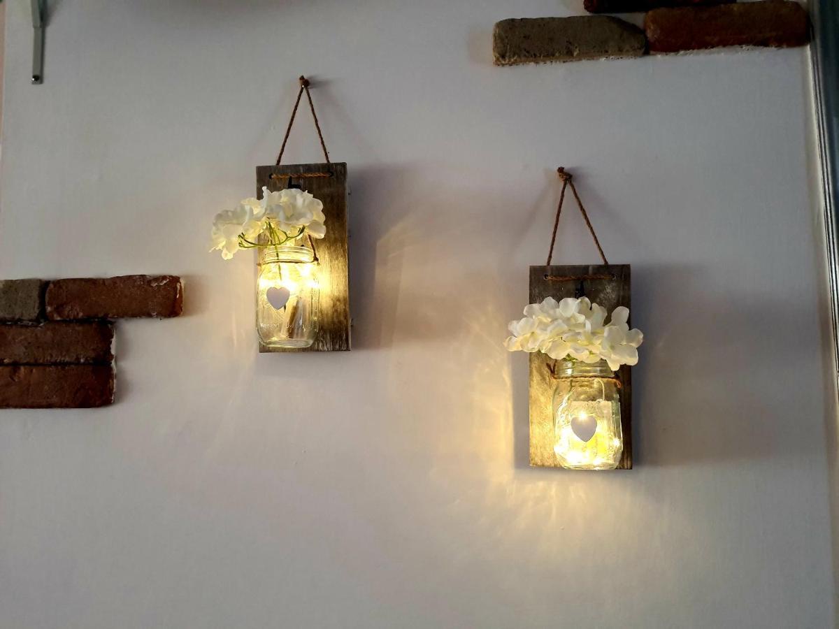 Shabby Chic Rooms Con Cucina E Giardino Privato Pomarico Exterior photo