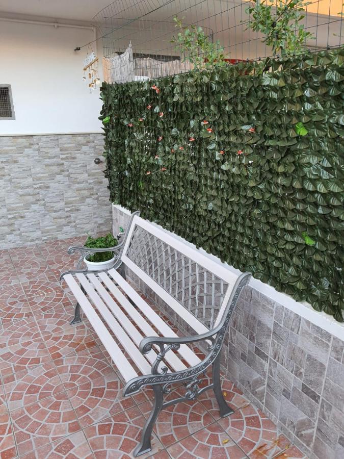 Shabby Chic Rooms Con Cucina E Giardino Privato Pomarico Exterior photo