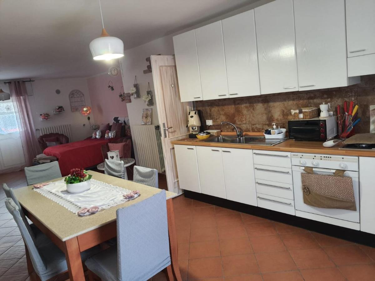 Shabby Chic Rooms Con Cucina E Giardino Privato Pomarico Exterior photo