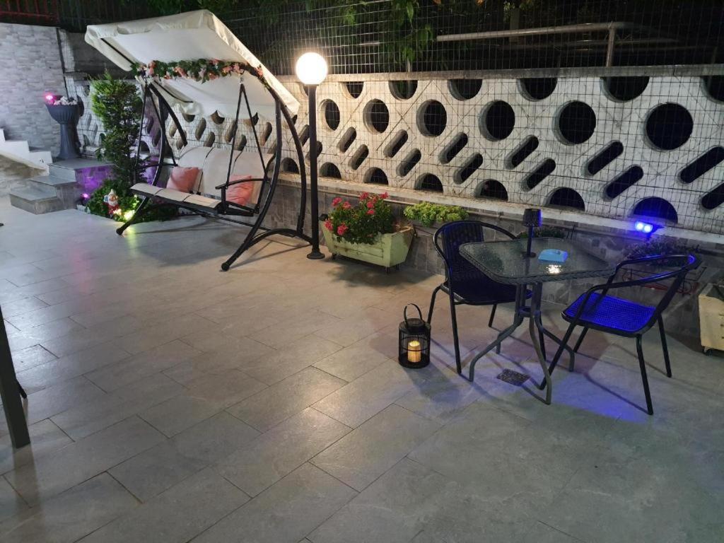 Shabby Chic Rooms Con Cucina E Giardino Privato Pomarico Exterior photo